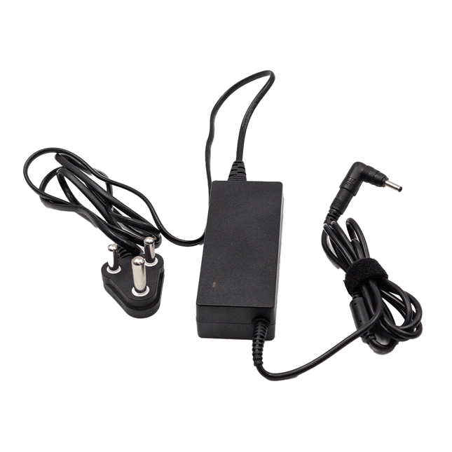 FTS 90W Universal Laptop Charger With 12 Pins [9PWC] - Fastrak